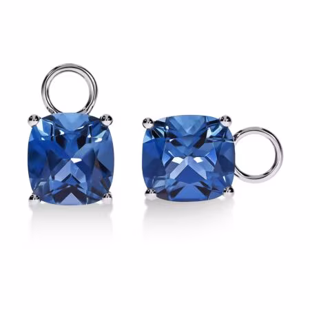 AMAVEO Flair Charms aus Gold, Kissenförmige London Blue Topase 3,80 ct